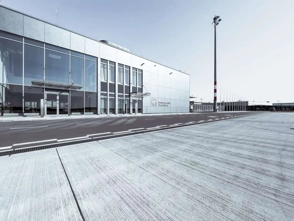 Eingangsbereich eines Flughafens