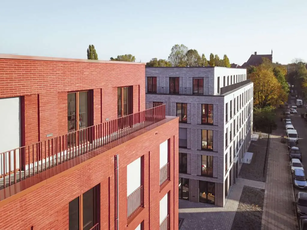 Penthauswohnungen mit umlaufenden Balkon