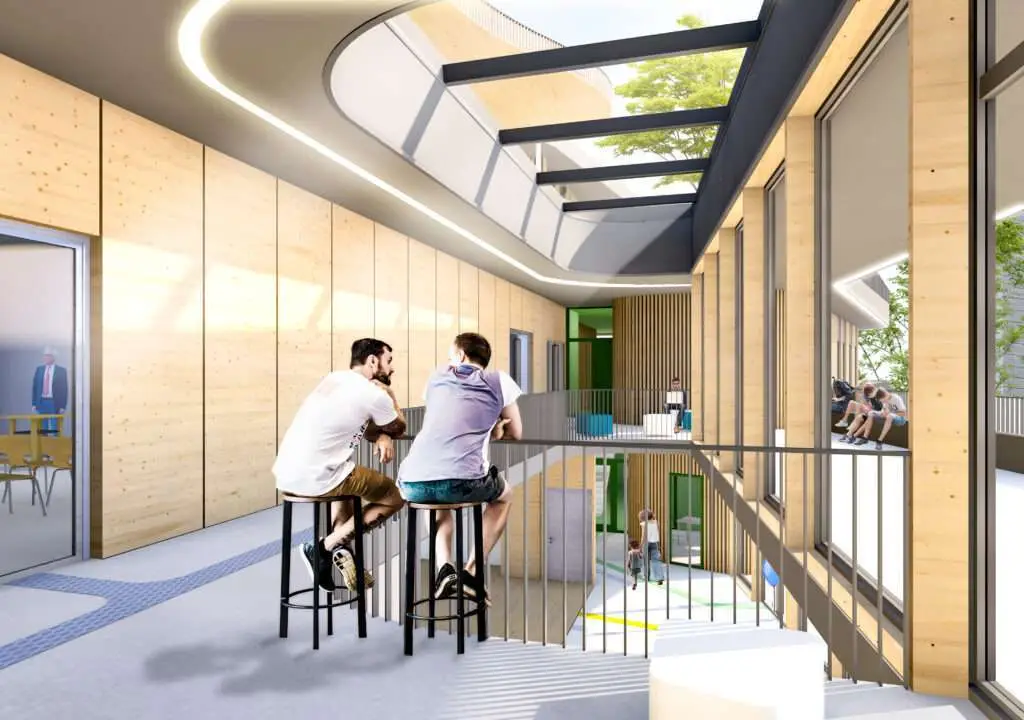 zweiter Stock einer Eingangshalle mit Blick in den ersten Stock