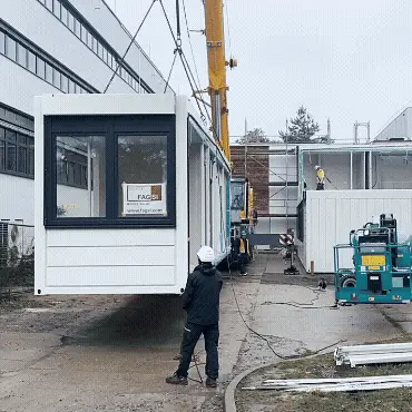 2025-10_NEWS_RENESAS_CONTAINER-4